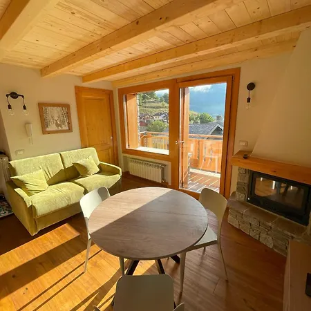 Casa Cloe - Terrazza Sull'adamello Apartment *